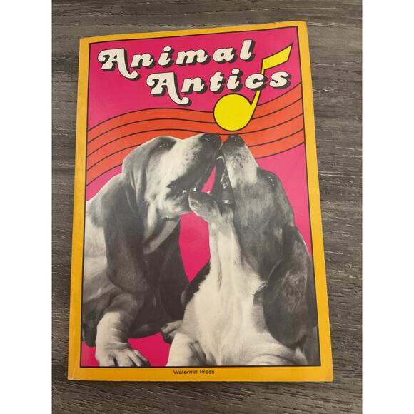 1981 Animal Antics by Watermill Press Softcover - Picture 1 of 7
